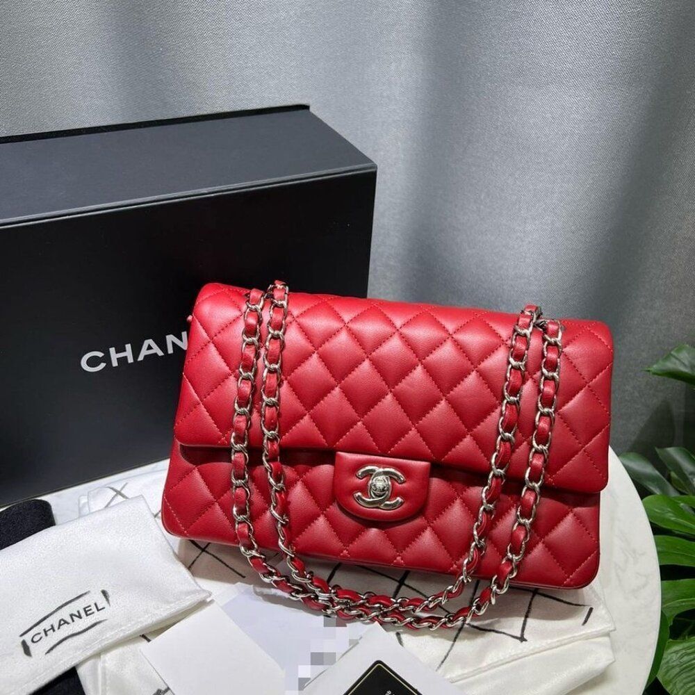 100% authentic CHANEL Classic Medium Double Flap in Red Lambskin
